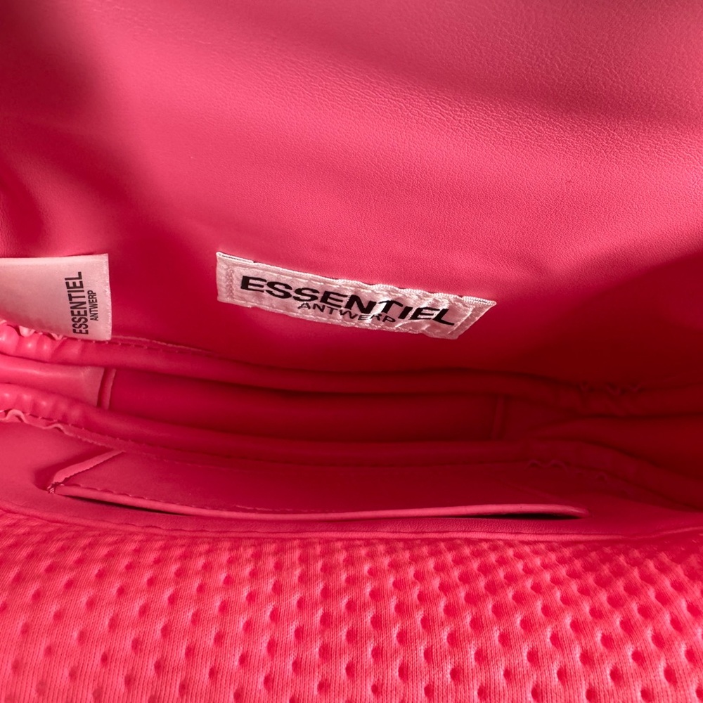 Essentiel Antwerp Zippotaumus Lightweight Puffy Mesh Crossbody Medium Fun NEW - Picture 3 of 5